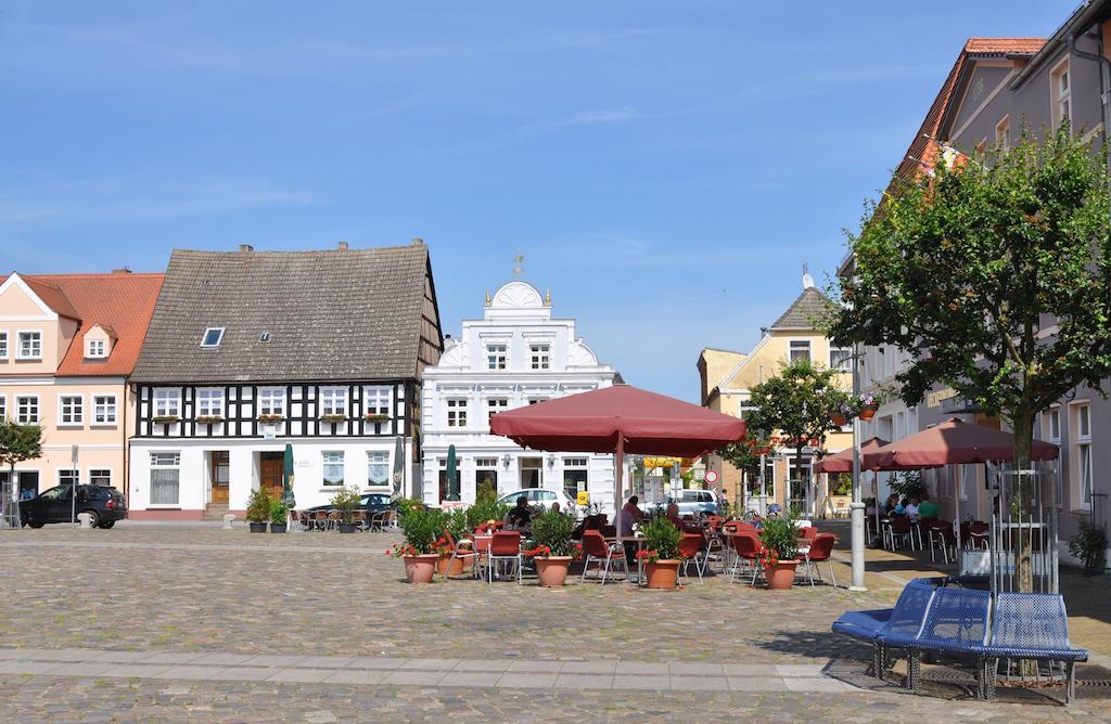 Apartment In Der Altstadt Ueckermünde Δωμάτιο φωτογραφία